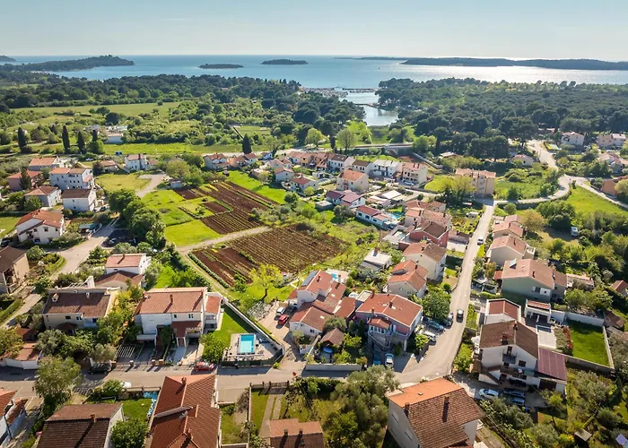 A & E Βίλα Valbandon